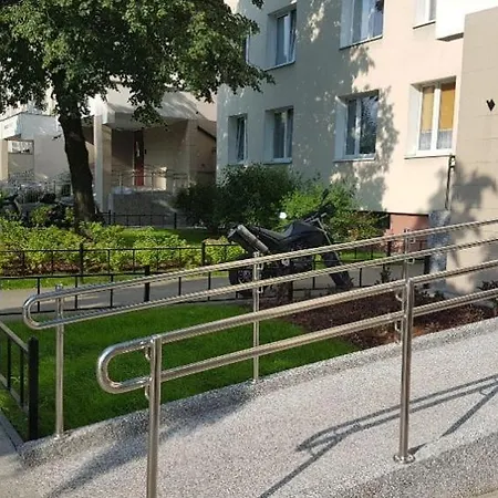Apartrooms Askenazego Near Metro Trocka 1 * Warsaw